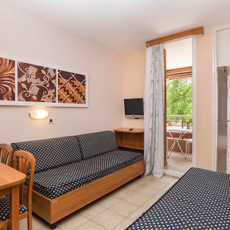 Apartments Stella Plava Laguna Umag Exteriör bild